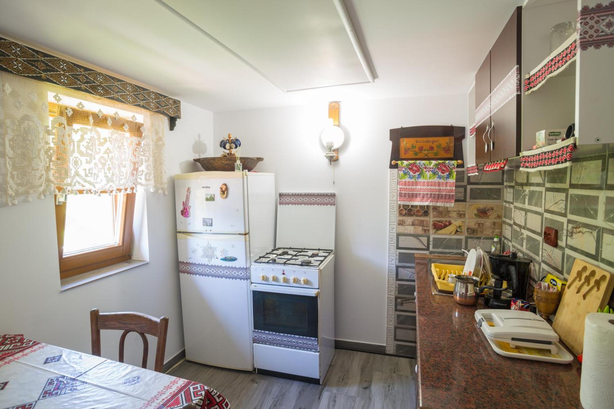 Casa Rustik Bucovina Villa Fundu Moldovei Exteriör bild